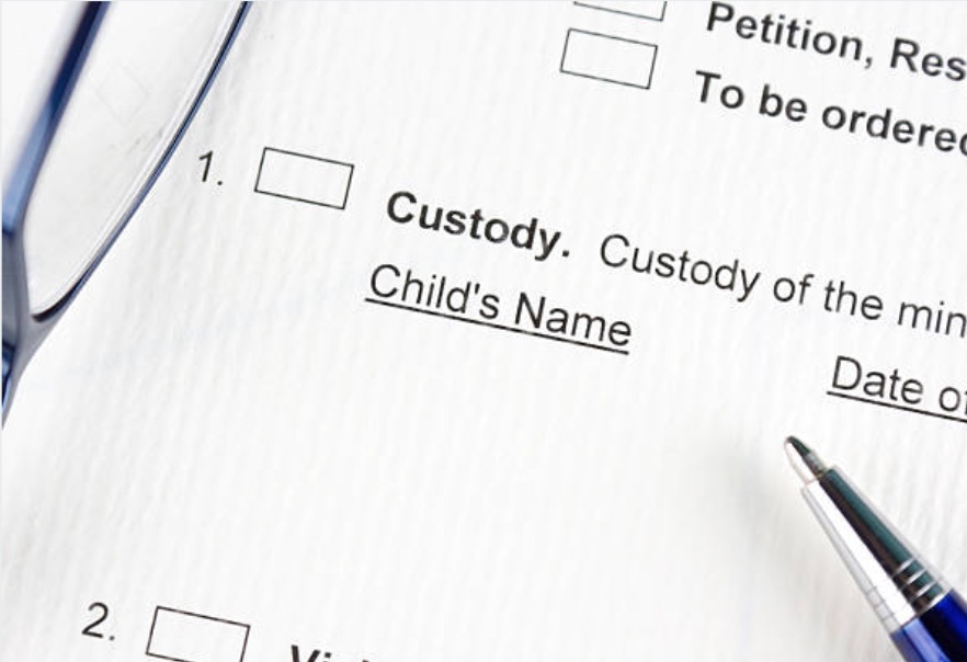 how can a mother lose child custody